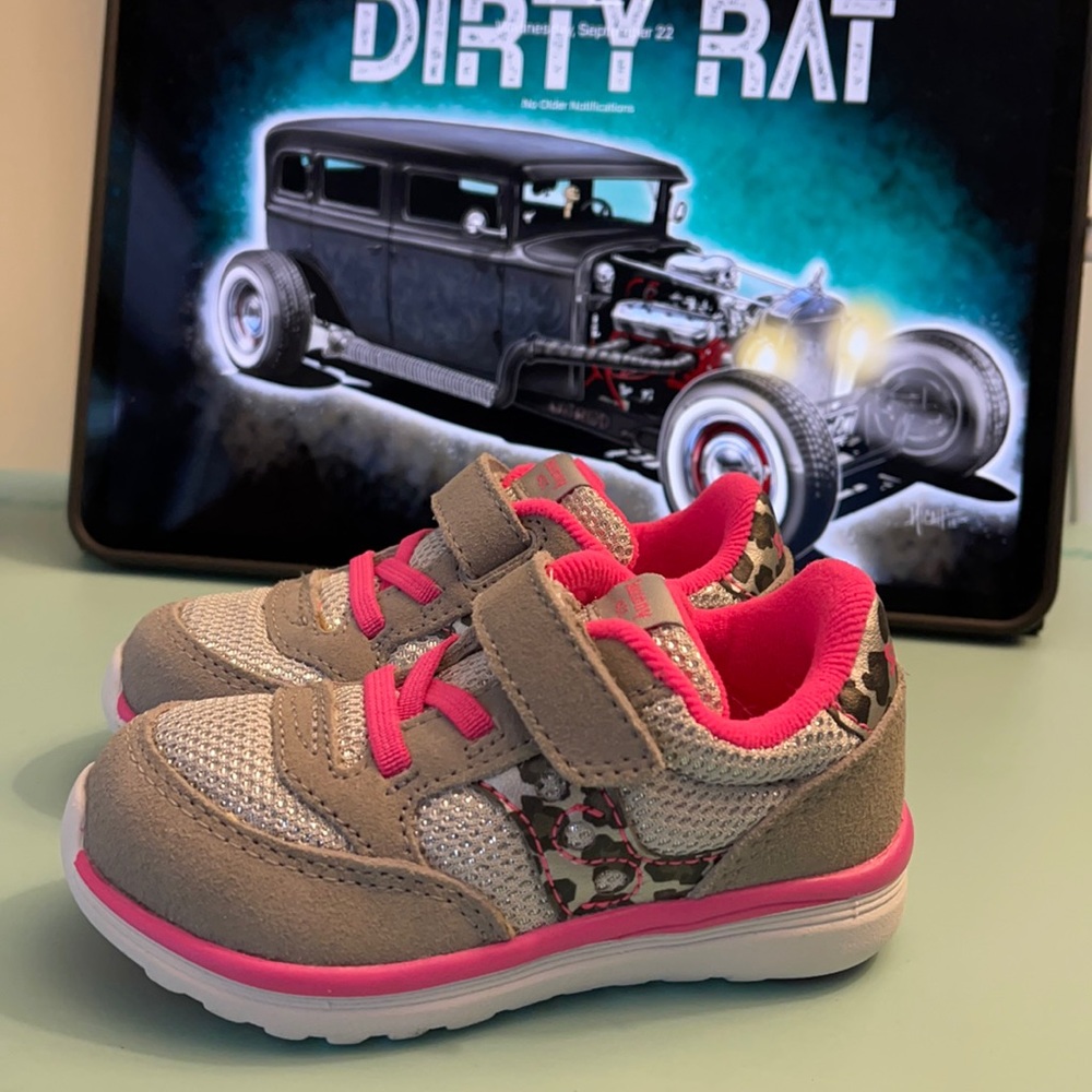 Saucony Girls Jazz Lite Sneakers